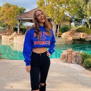 Boise State cropped hoodie!